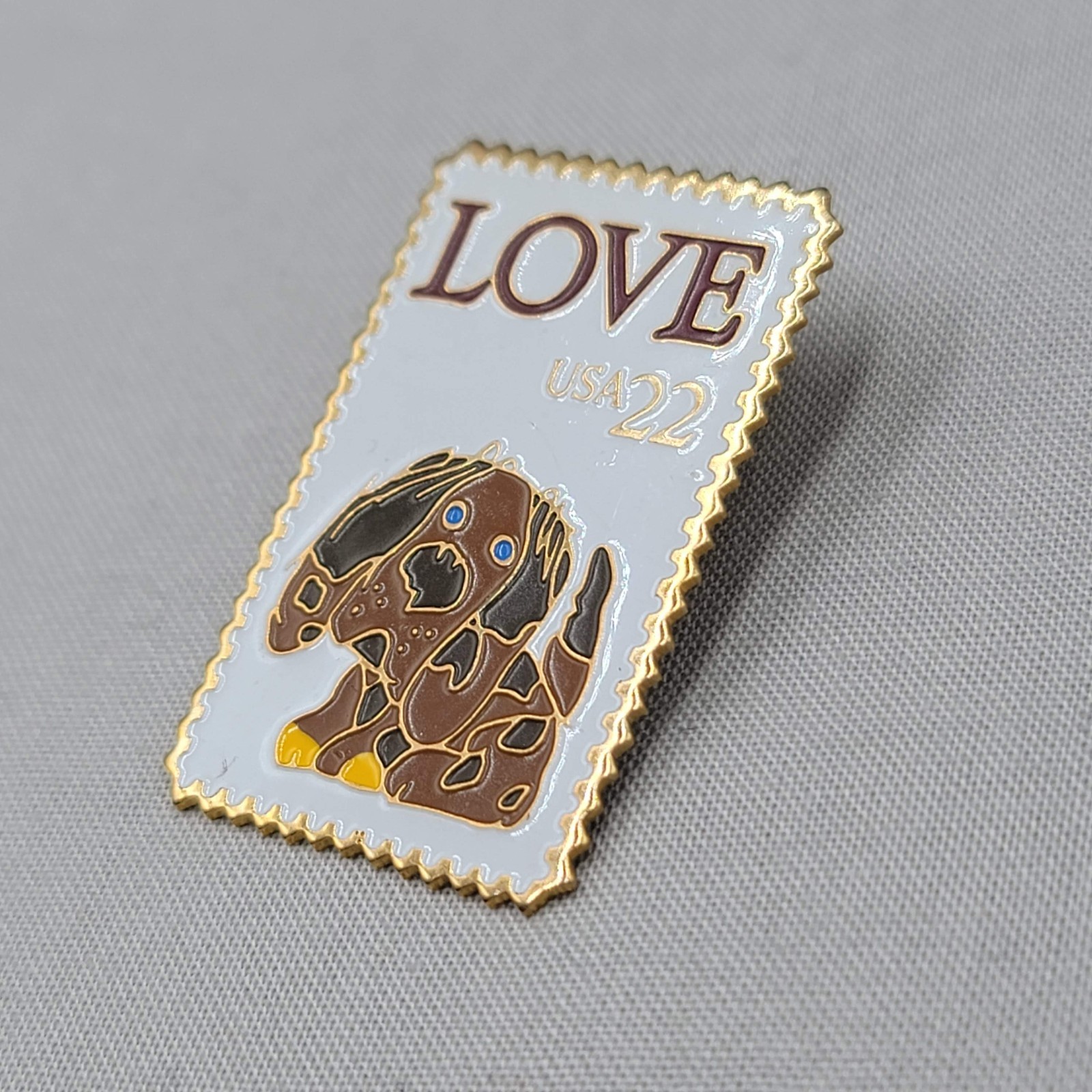Vintage LOVE Postage Stamp USA 22 Puppy Pin Brooch 1 5/8″