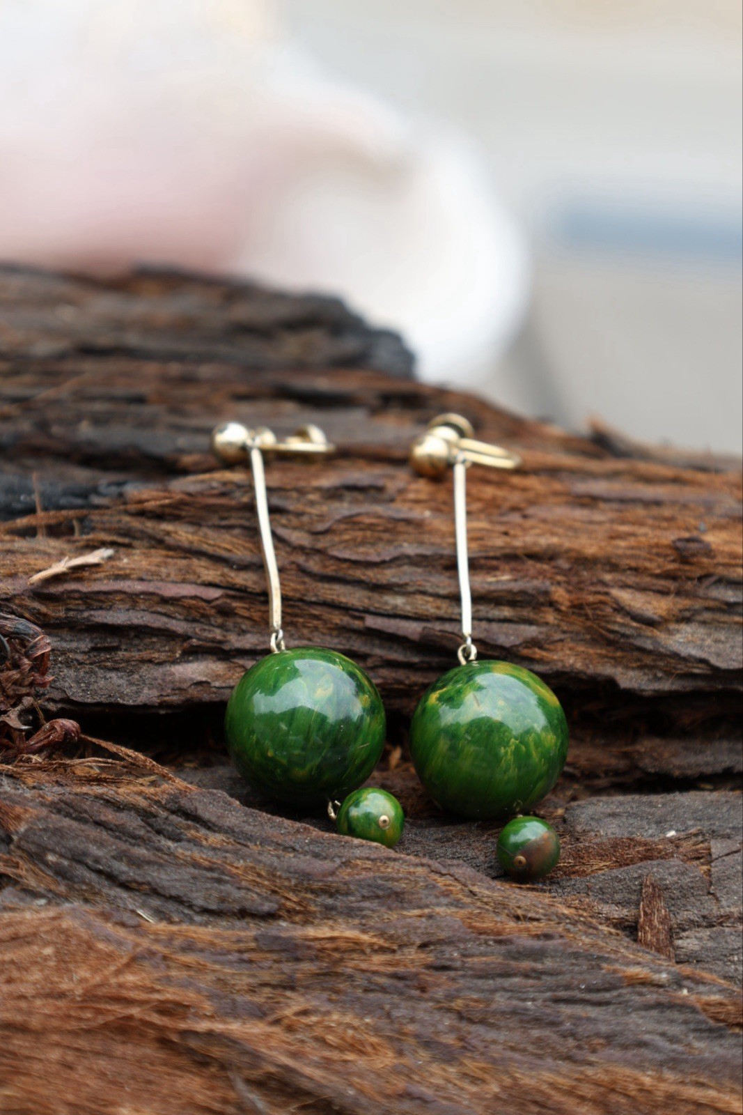 Green Bakelite Dangle Earrings Screwback 12K Gold Filled Marbled Ball Drop 1940s