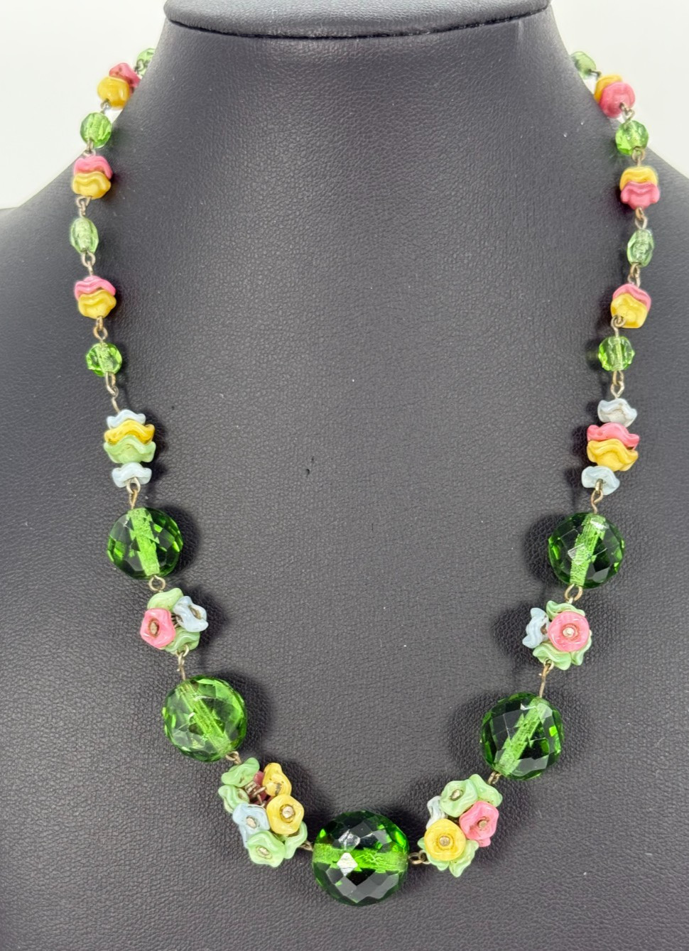 VTG Czech Glass Flower Beaded Necklace Multicolor Gold Tone It Glows Estate Find
