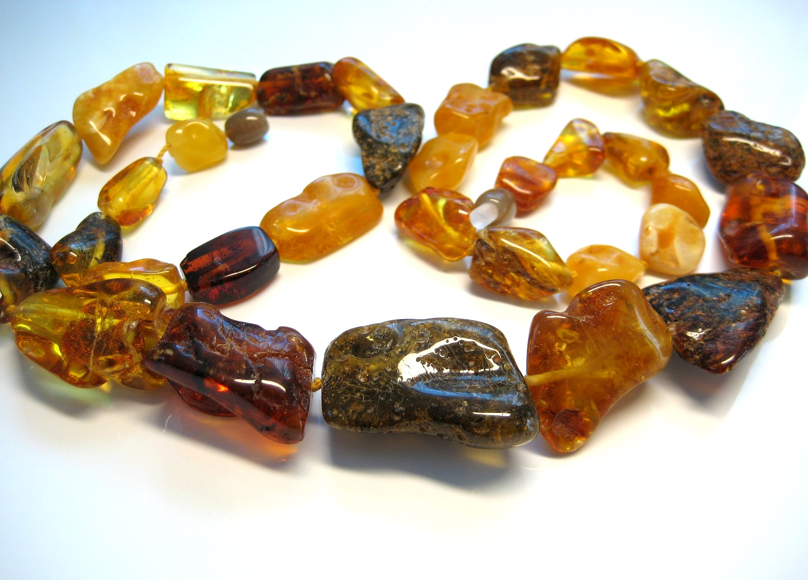 Genuine Massive Amber Beautiful Baltic Amber Necklace 25 inches 42-45 gr. !!!