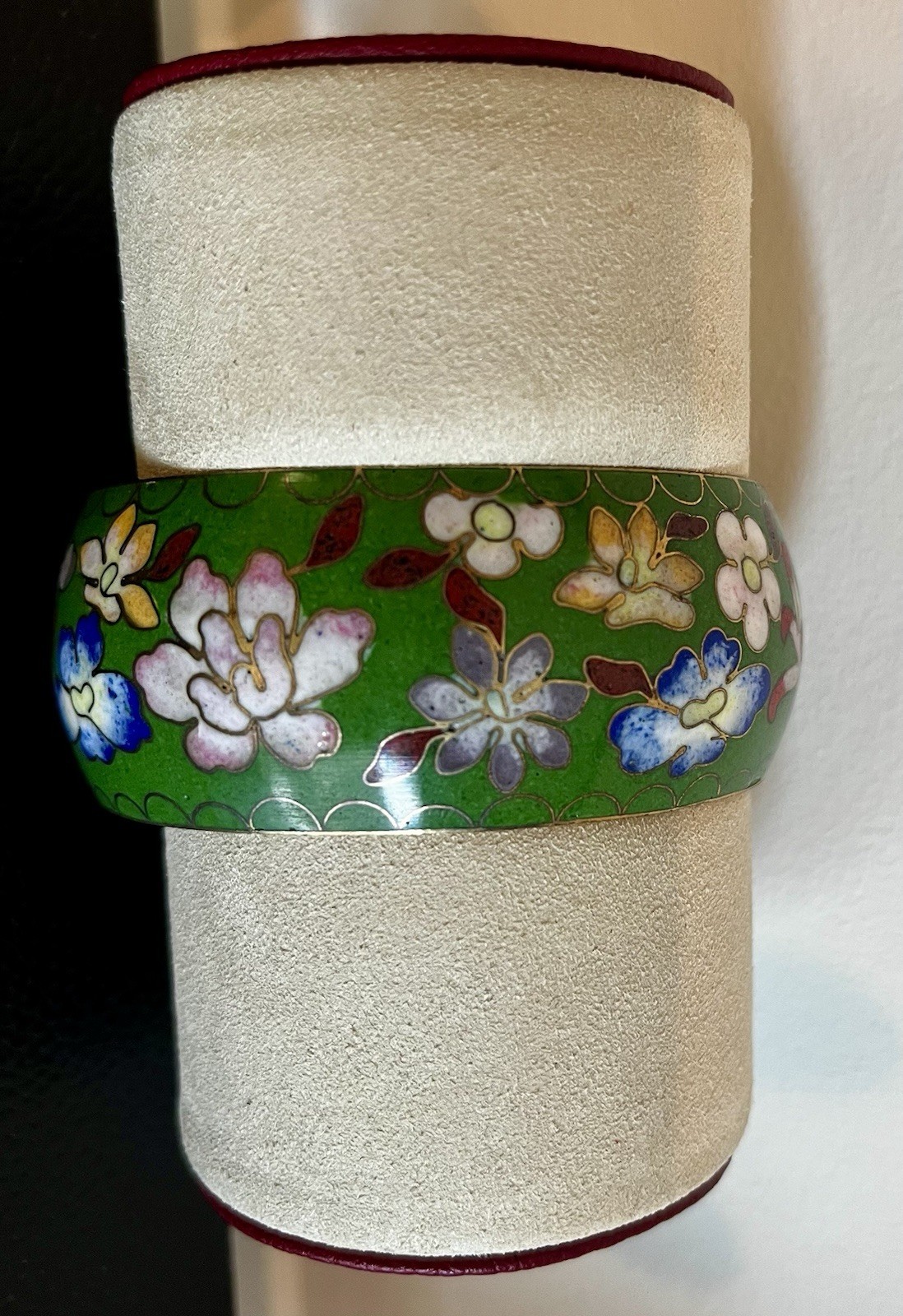 Vintage Cloisonne Bangle Bracelet Green Enamel Brass Gold Floral Water Lillies