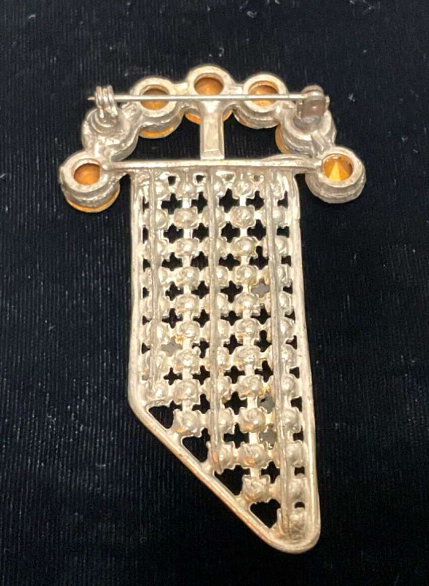 Brooch Interesting Design Faceted Crystal Rhinestones Silvertone Vintage