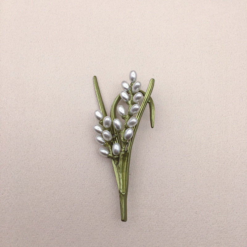 Vintage Green Color Plant Pearls Brooch Pin Flower Brooch For Women Jewelry Gift