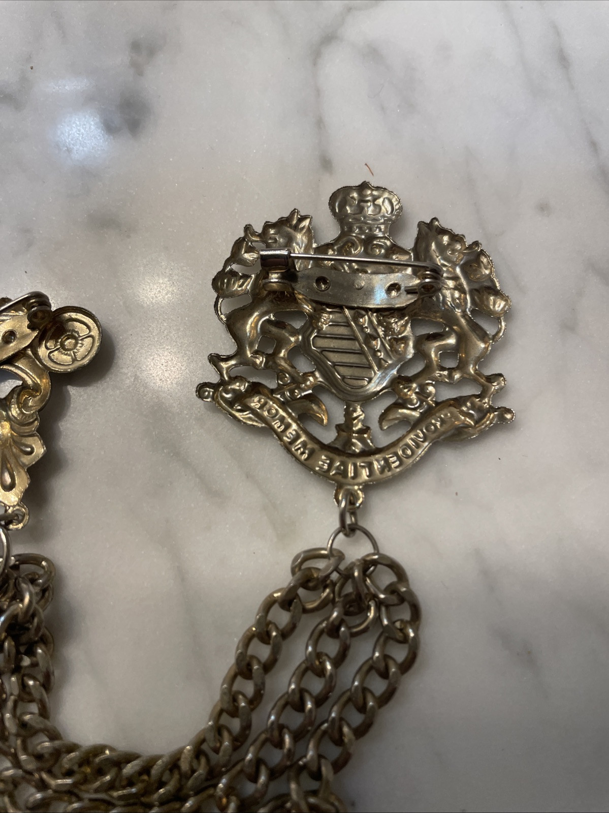 Vintage UK Crest Pin