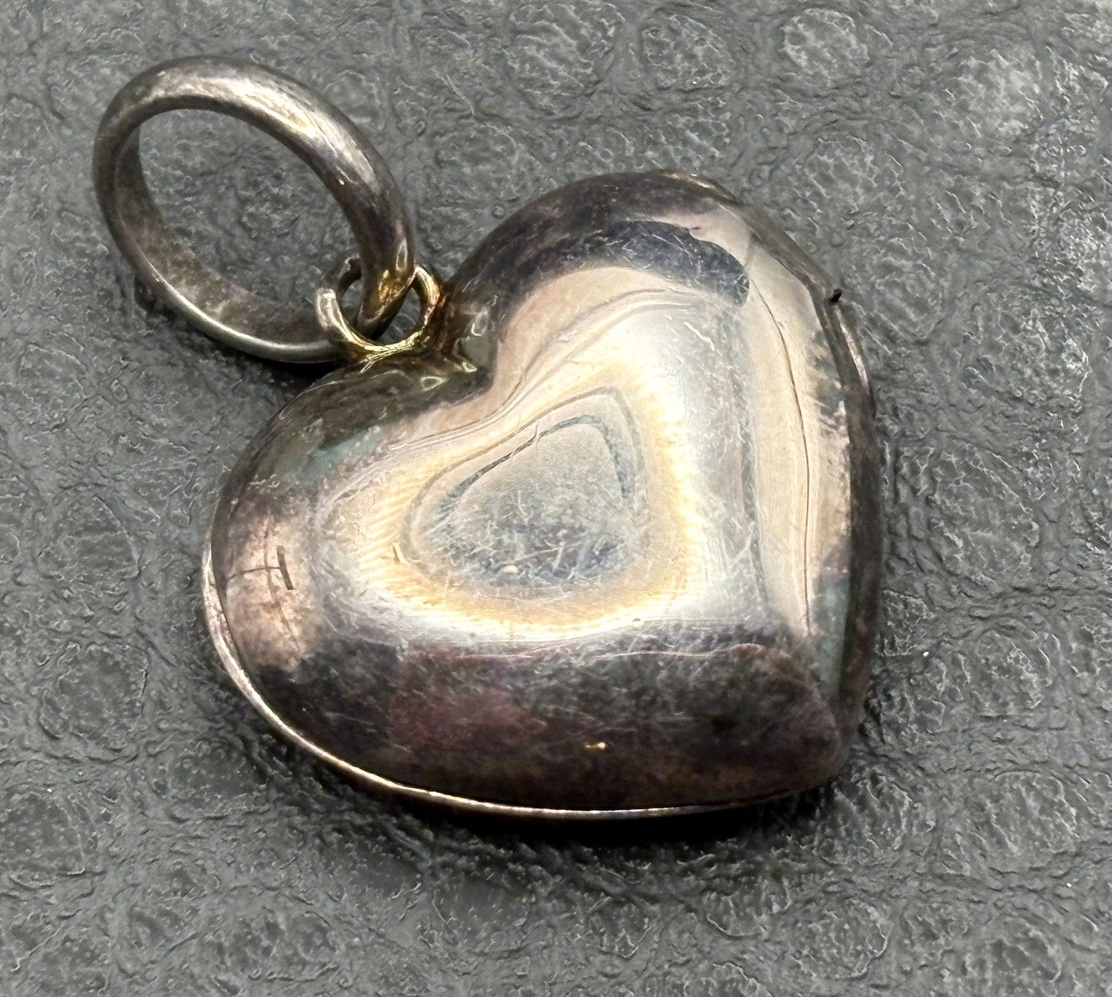 VTG Sterling Silver Oxidized Puffy Heart 2 Photo Picture Locket Pendant Charm