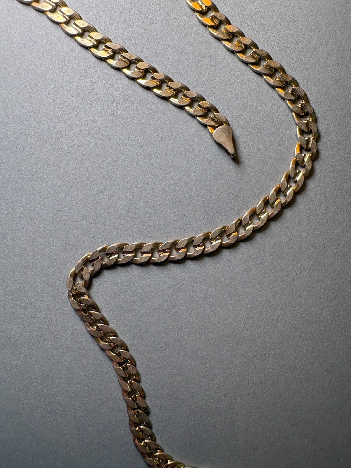 Vintage Curb Link Chain Necklace 23″ Stamped 14K Gold Tone Plated Shows Wear