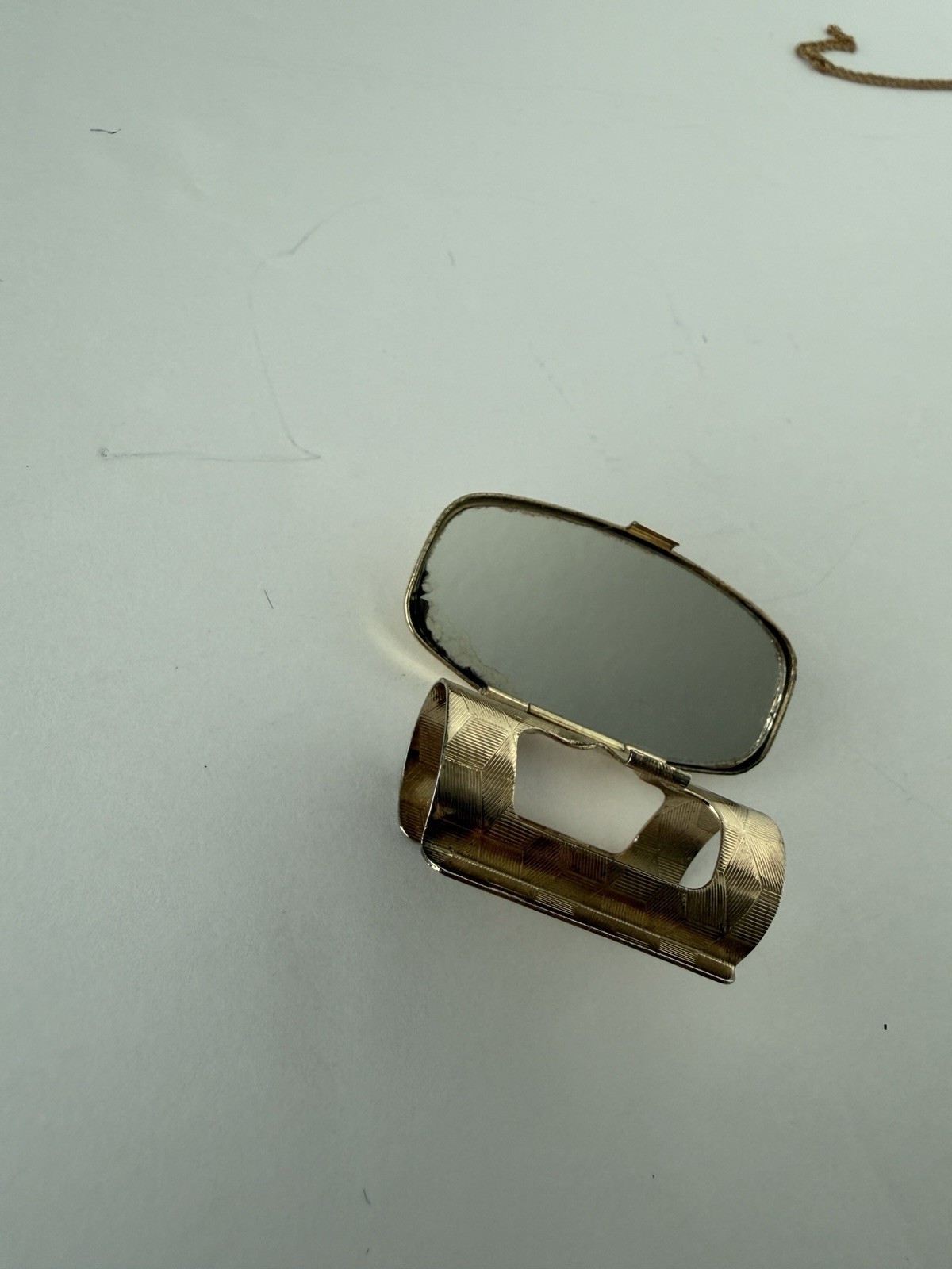 Vintage gold tone jewelry Lot 0f 5