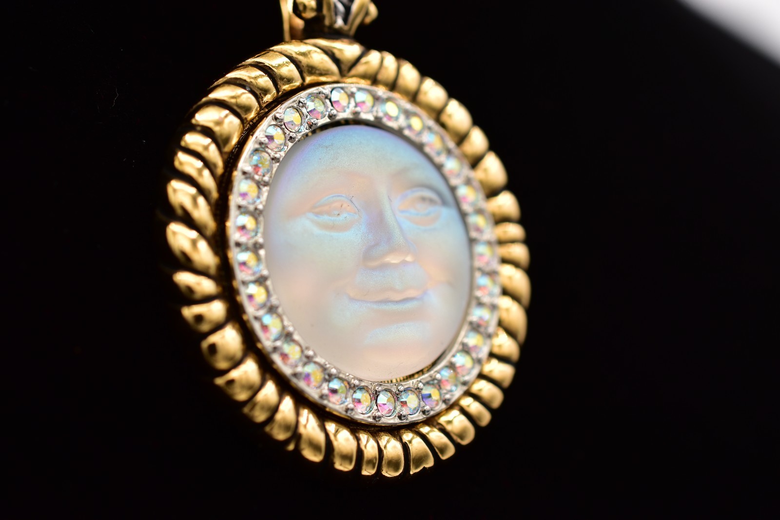 Vintage Kirks Folly Seaview Moon Face Pendant Necklace Gold AB Crystal 80s Bin3D