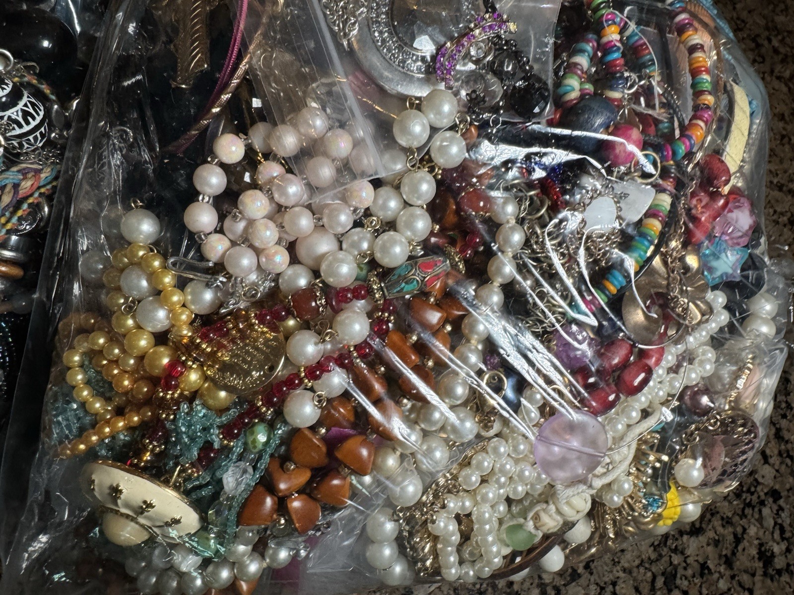 ~19 Lbs Lot ALL CRAFT Repair UNTESTED Junk Jewelry Pieces Parts Beads Earrings