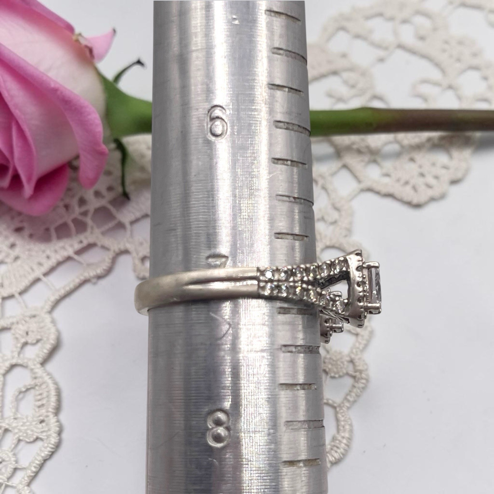 Vintage EC 925 Sterling Silver CZ Halo Accent Split Shank Ring, size 7