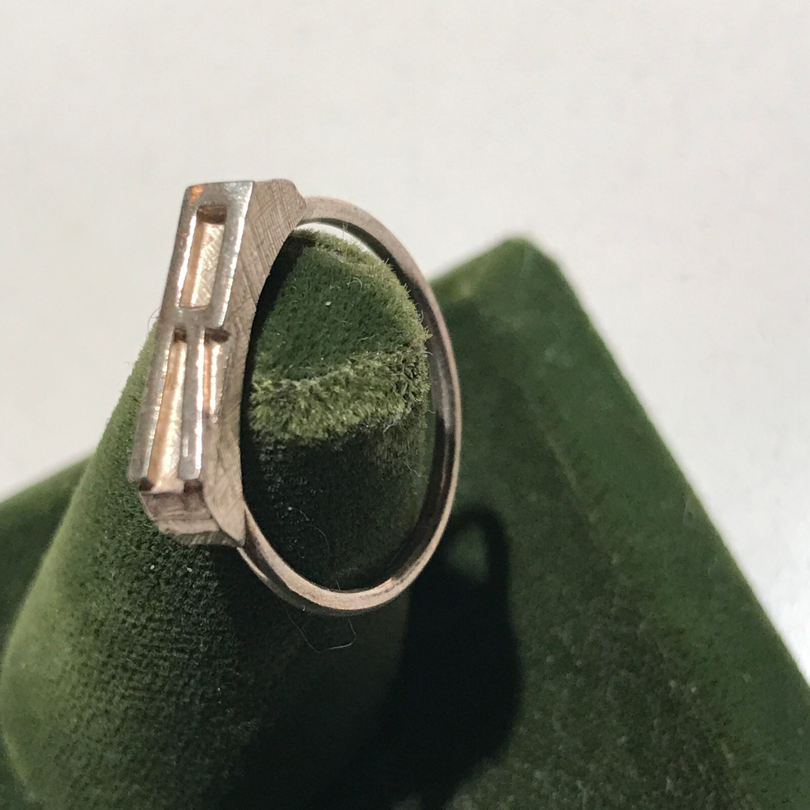 Vintage Sterling Silver Stamped Typebar Monogram “R” Ring Size 6 ADJUSTABLE
