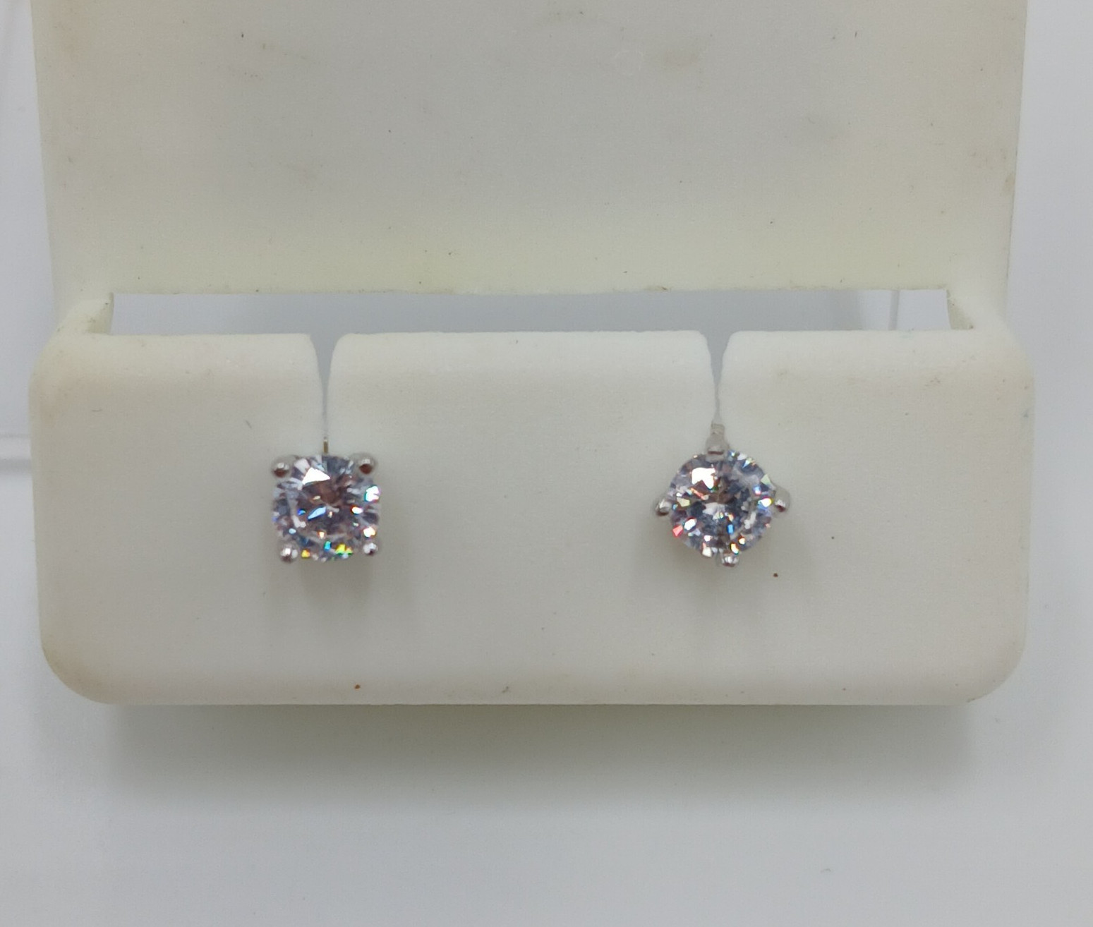 925 CZ Stud Earrings 4mm Sterling Silver 0.6g Round Brilliant Minimalist Petite
