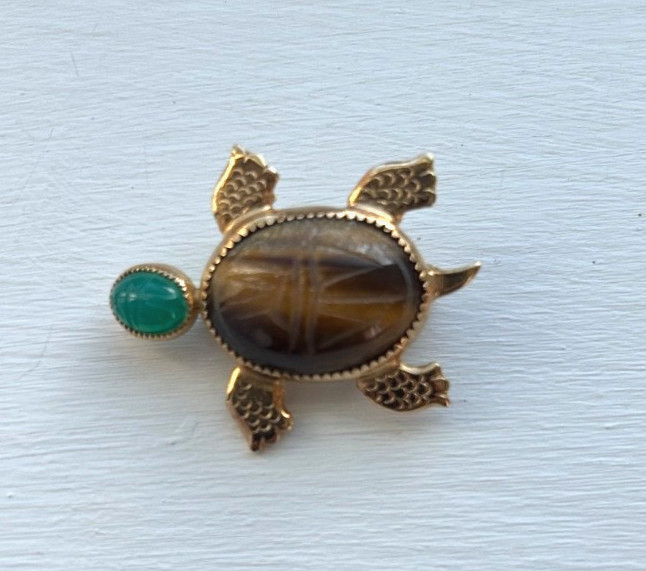 Vintage Tiger’s Eye Scarab Turtle Pin Brooch with Green Stone Head