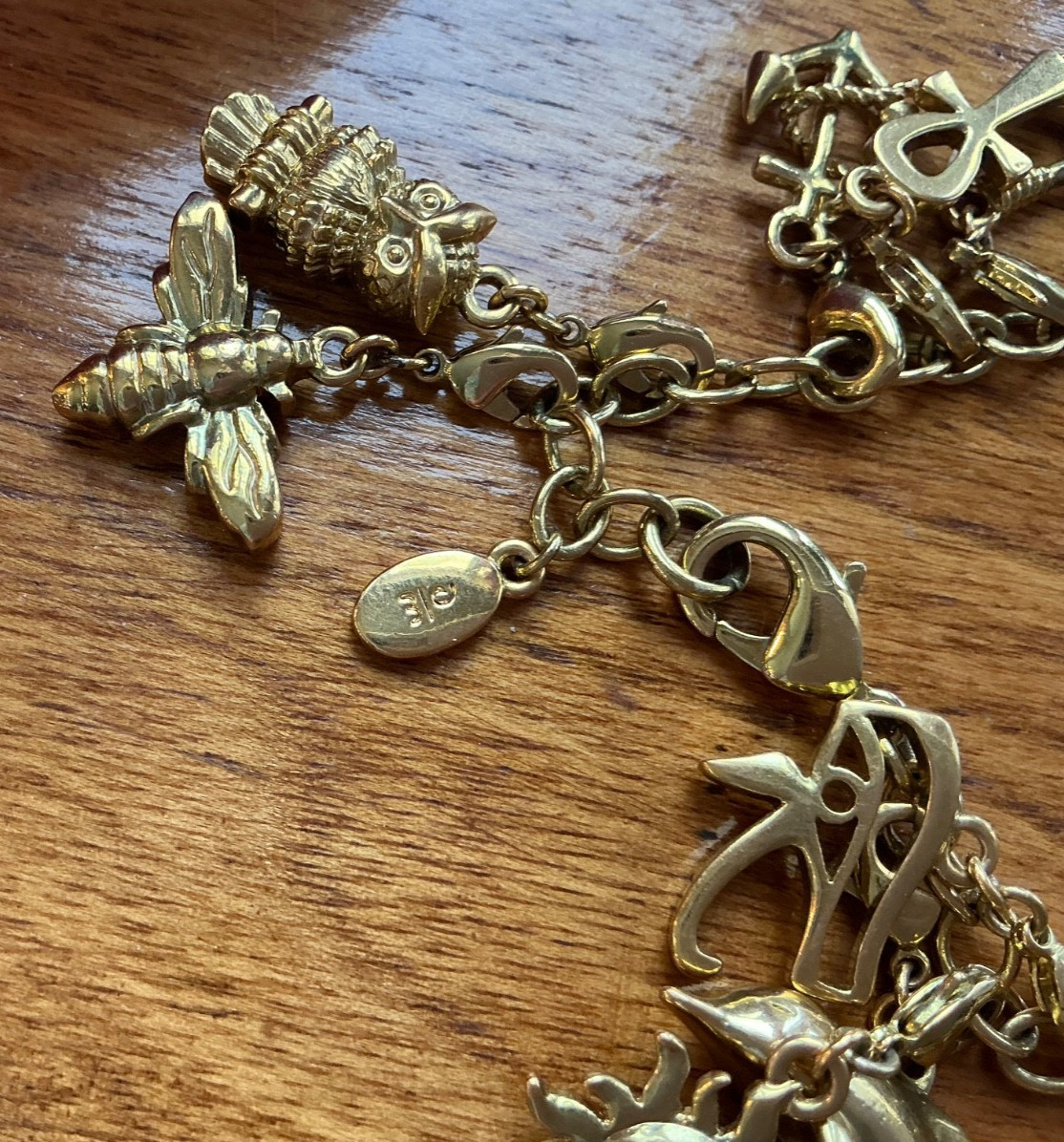 Gold tone Heavy Charm BRACELET with individual Removable Good Luck charms 🍀