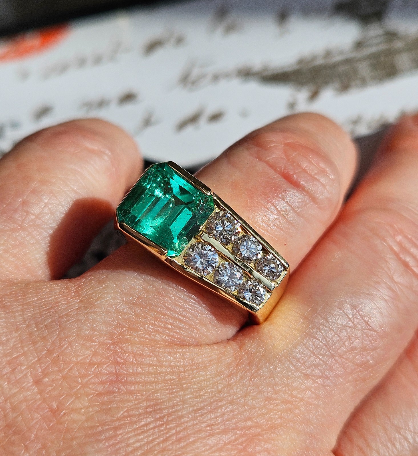 Vintage GIA 4.20ctw Natural Colombian Green Emerald Diamond 18K Yellow Gold Ring