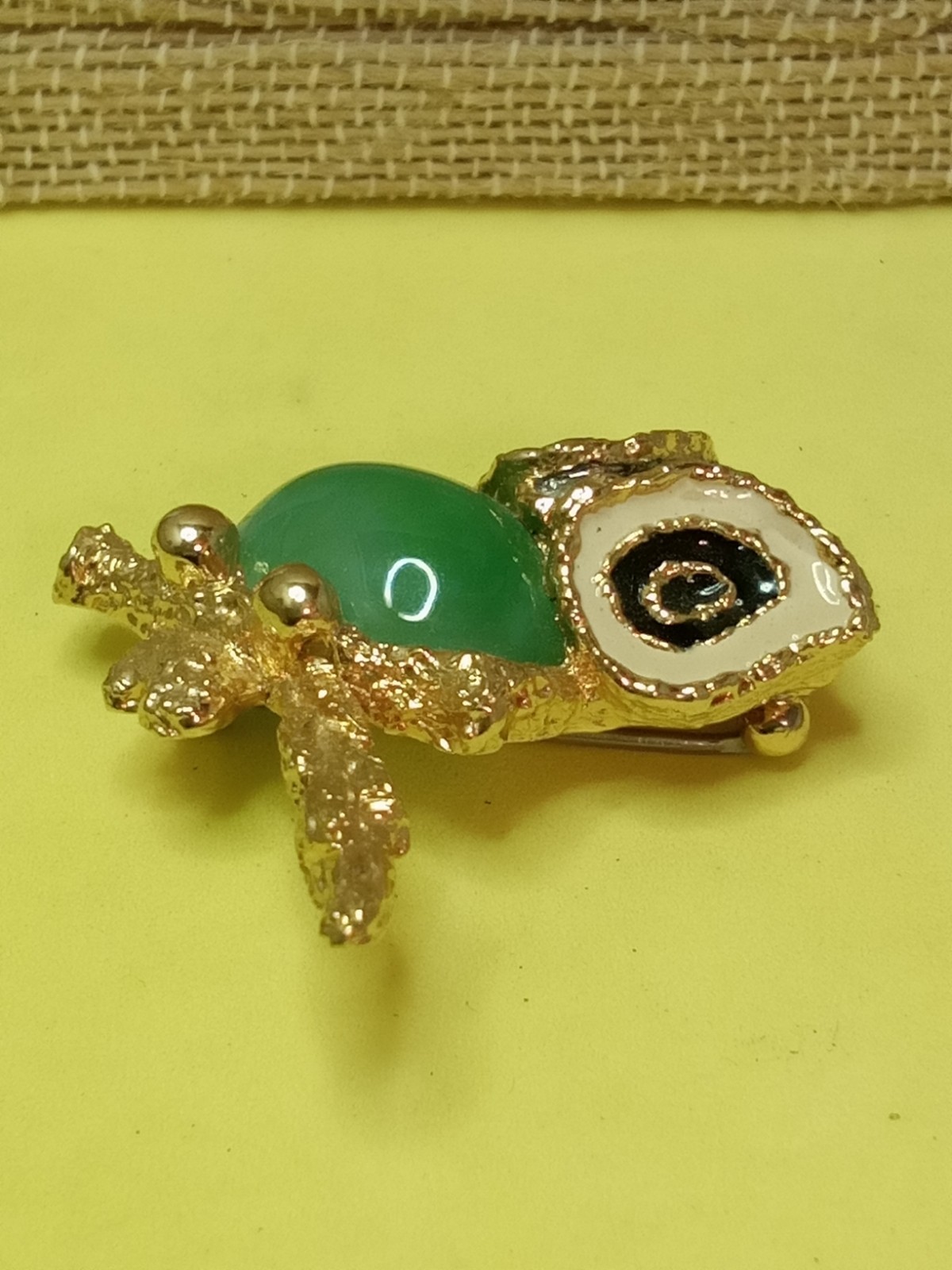 Vintage JOMAZ GOLD TONE & RHINESTONE W/green Stone Owl BROOCH JOSEPH MAZER