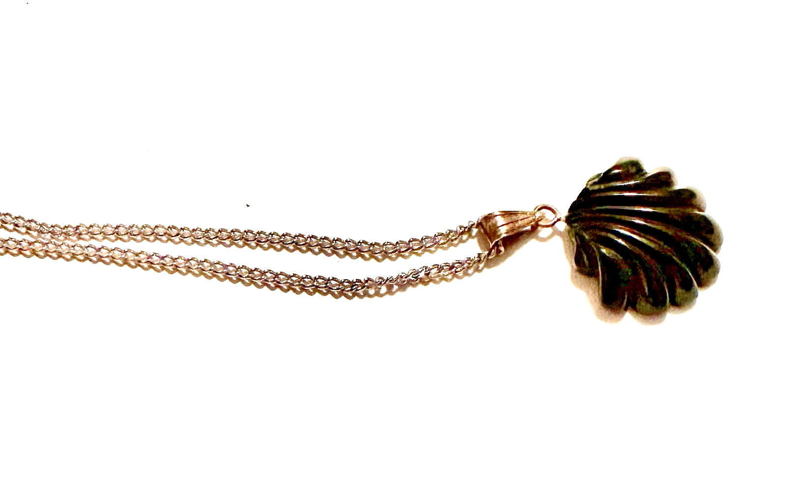 Vintage Signed Sarah Coventry Black Shell Pendant Necklace Silver Tone 18.5″
