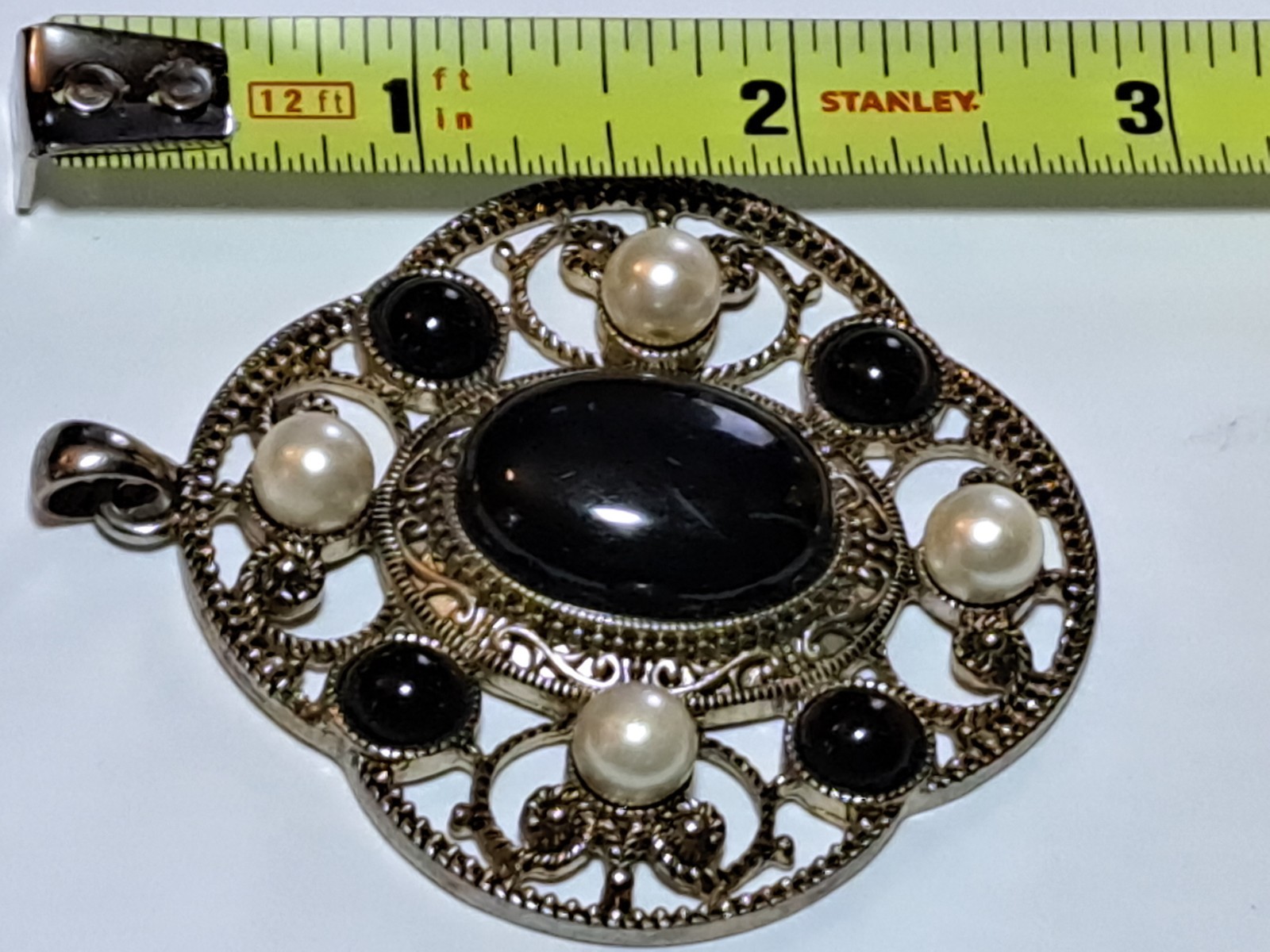 Vtg Elegant Gold Tone Filigree Black Cabachon Faux Pearl Edwardian Style Pendant
