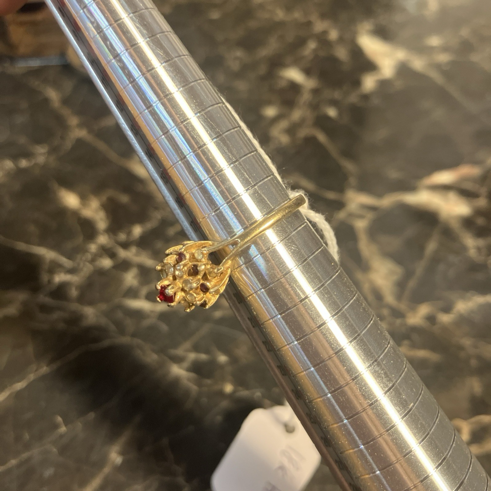 Vintage 18K Gold Filled Red & Clear Rhinestone Floral Cluster Ring Sz 8 1/2