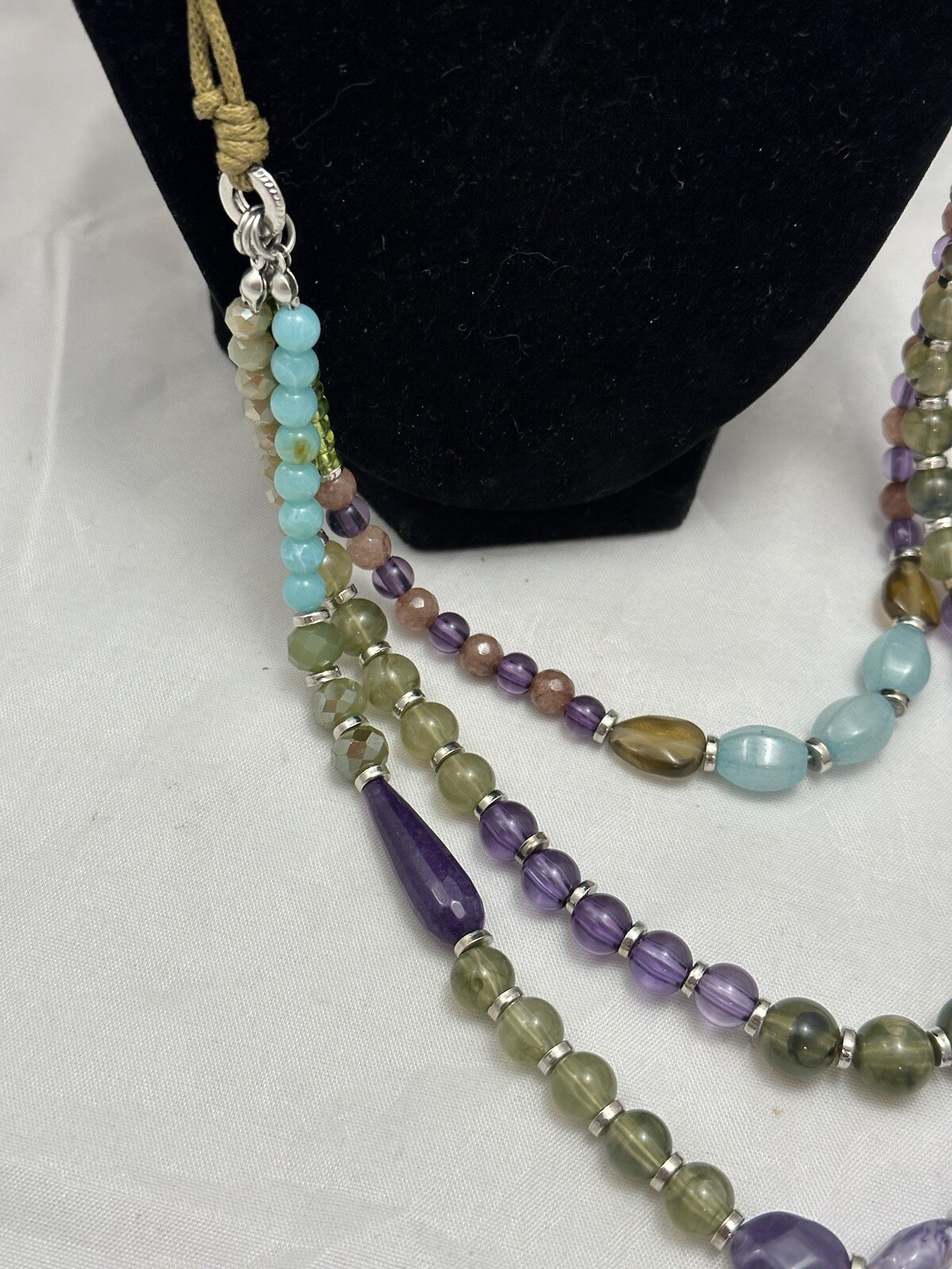 BEAUTIFUL Beaded TRIPLE STRAND C1946 NECKLACE 14”