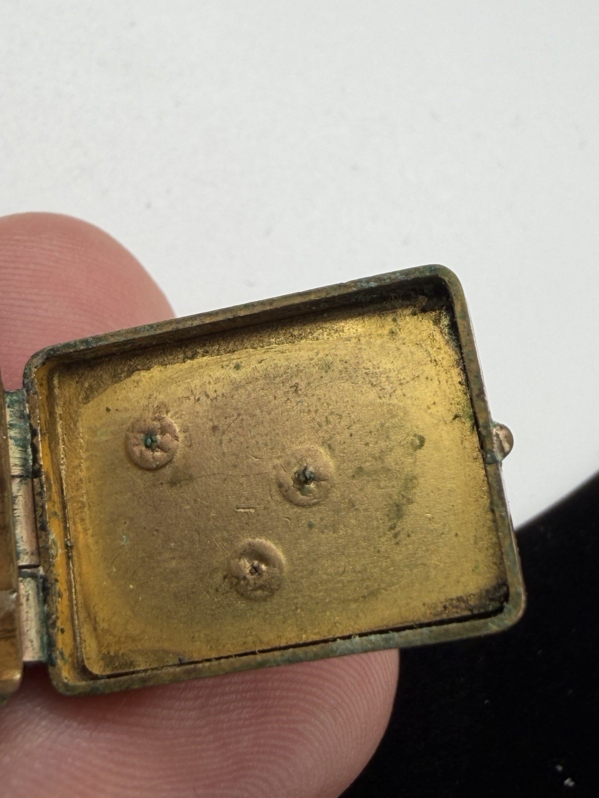 Gold Rolled Squared Victorian Flower Locket