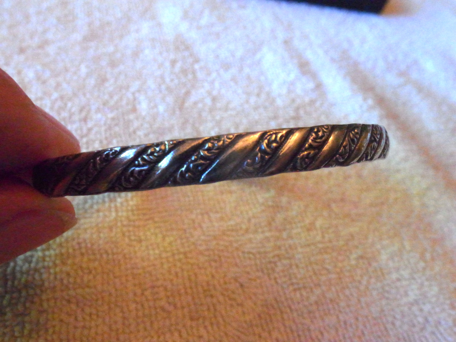 Vintage Danecraft Sterling Silver Art Deco Flowers & Bar Design Bangle Bracelet