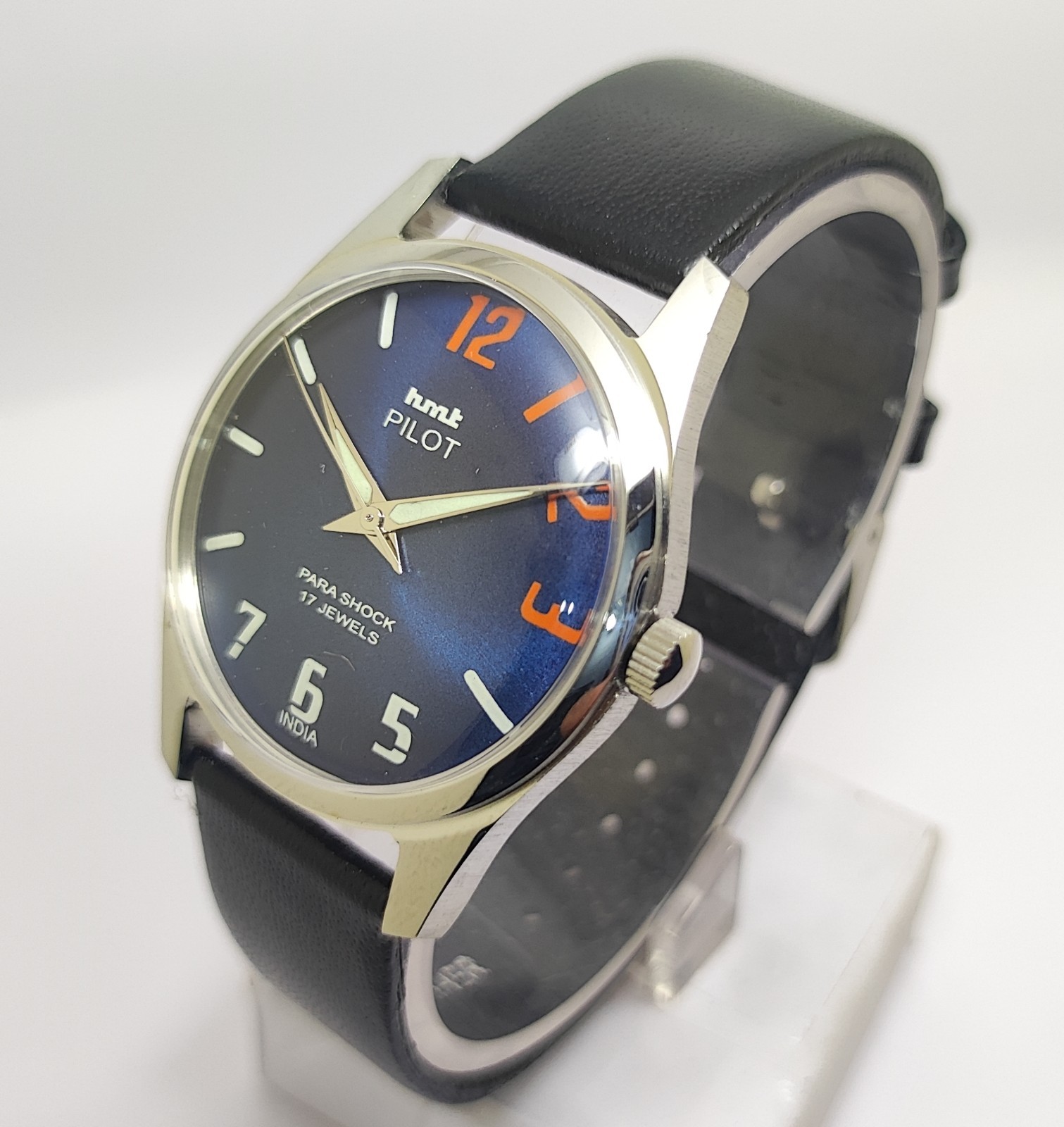 Vintage Hmt Pilot Blue Dial 17 Jewels Para Shock Mechanical hand winding Watch