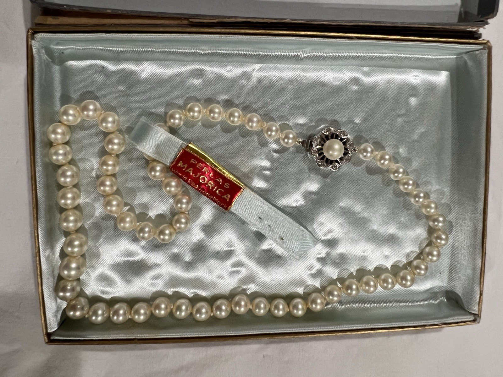VINTAGE MAJORICA PEARL NECKLACE STERLING/RHINESTONE CLASP 18” 6MM /ORIGINAL BOX