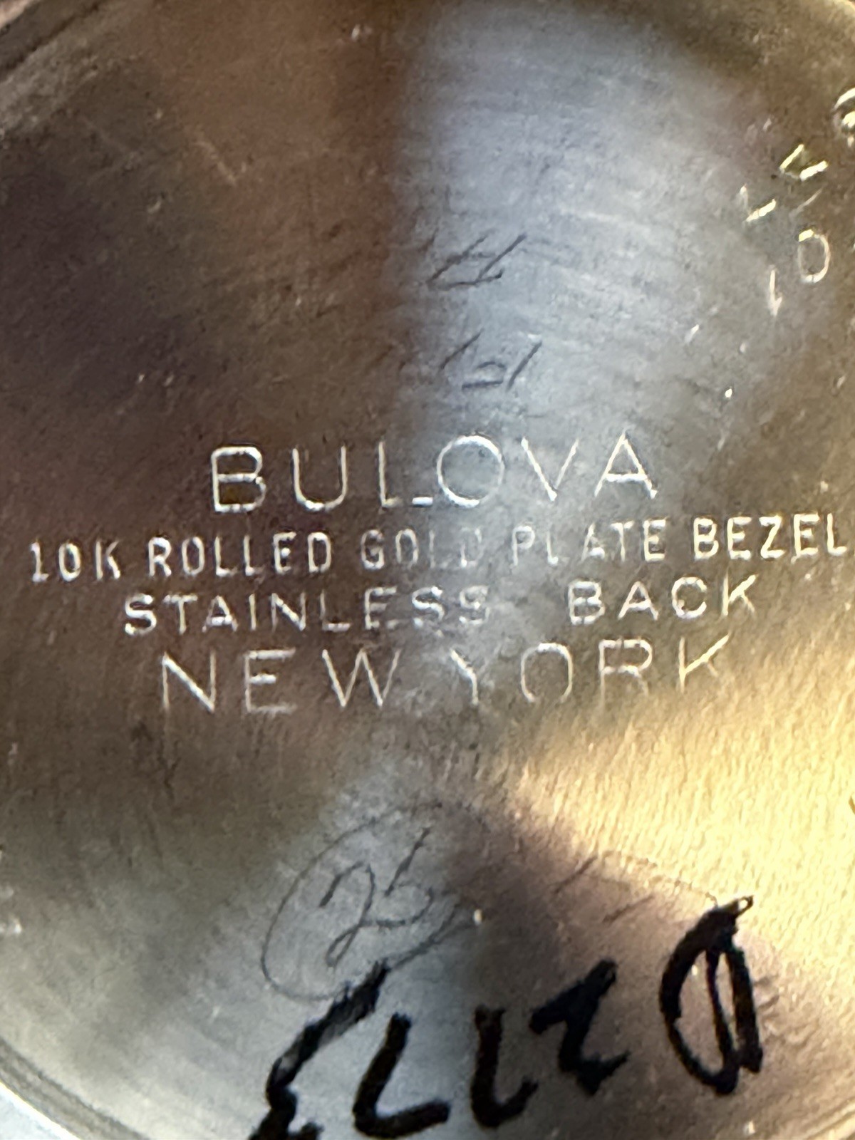 Men’s Bulova 10K Rolled Gold Bezel Watch 1950’s 10K Rolled Gold Watch Band Runs