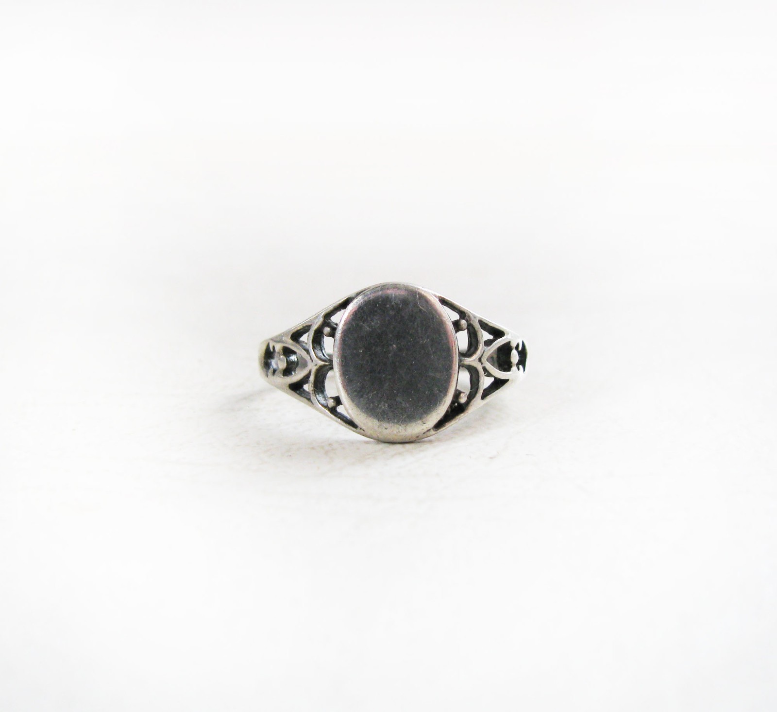 Vintage 925 Sterling Silver LIND Filigree Blank Monogram Initial Ring – Sz. 8.75