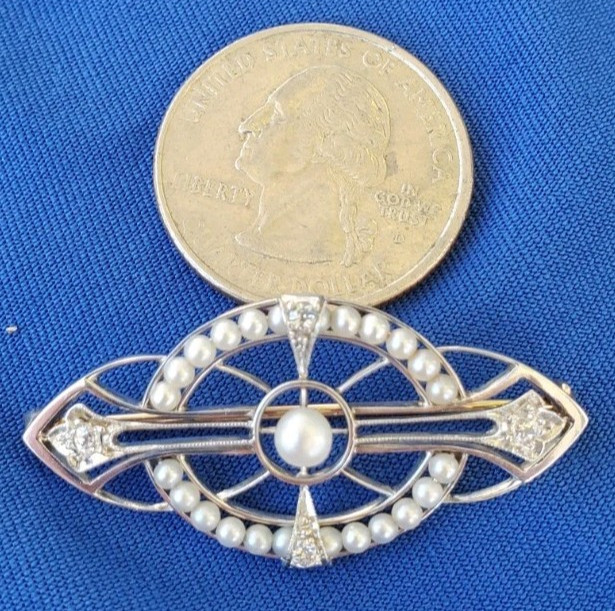 Original EARTH MINED DIAMOND Deco Brooch Gatsby era Vintage Pearl SOLID 14K GOLD