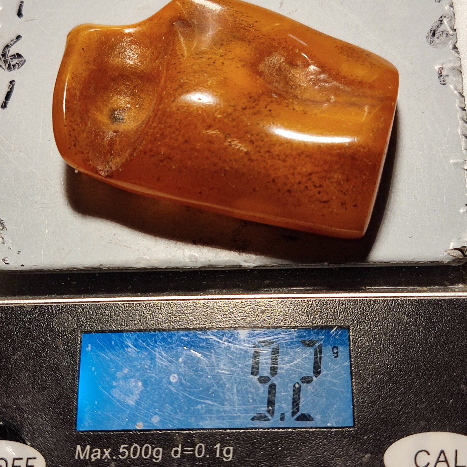 NATURAL OLD ANTIQUE BALTIC AMBER stone 9.2 gr