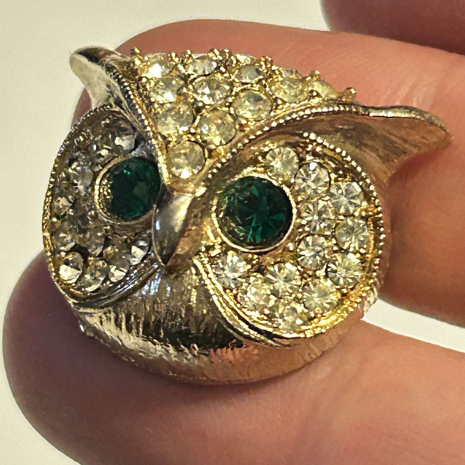 Vintage Rhinestone Gold Tone Owl Brooch Pin Green Eyes