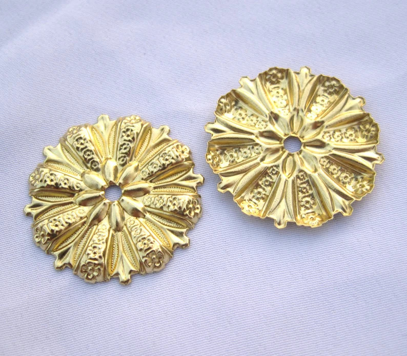 50pcs Round Floral Filigree 28mm Brass Stamping Findings for Jewelry Making