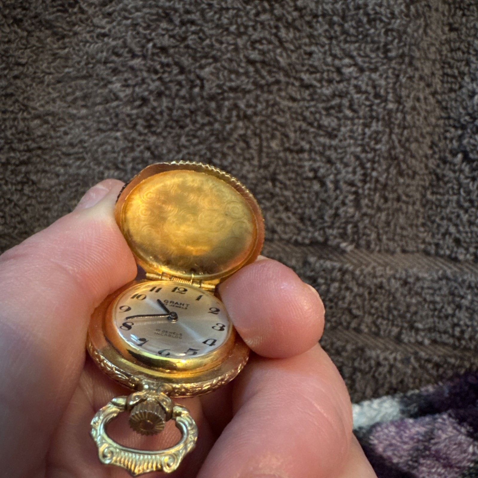 Vintage Pocket Watch Gold Tone Yes It Works.