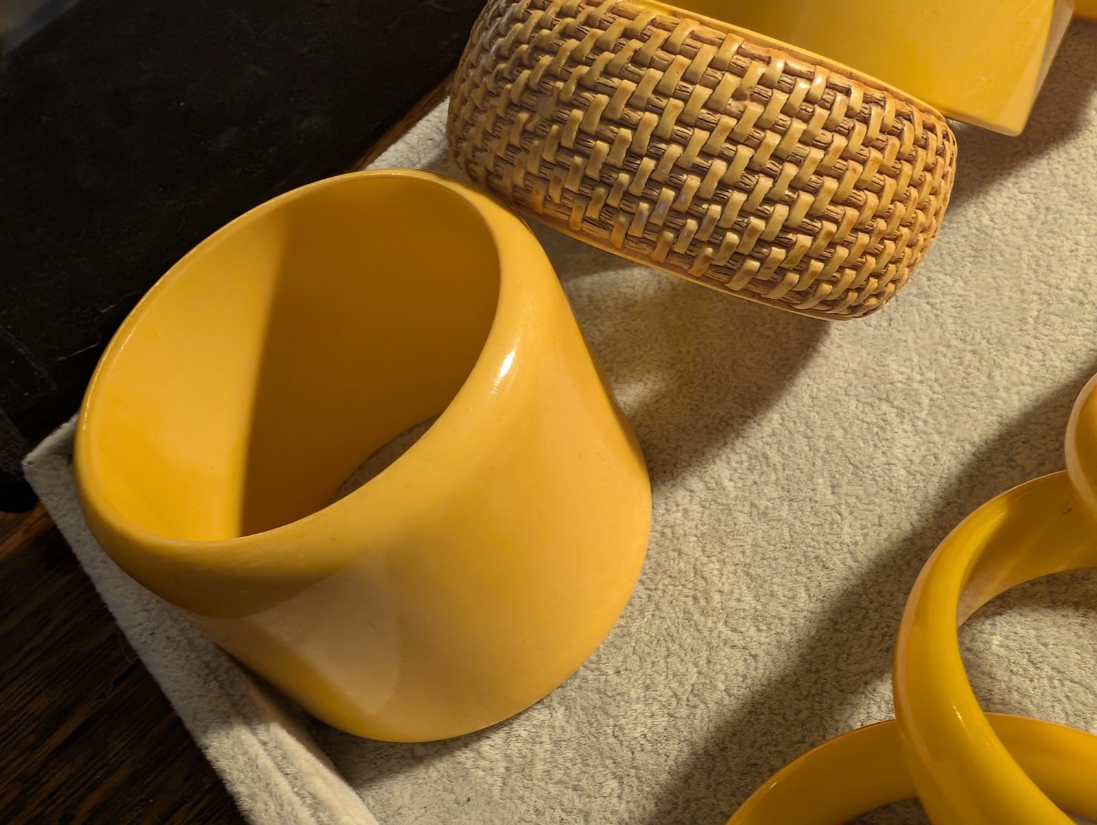 18 Vintage Bakelite Butterscotch – Yellows – Carved – Shaped – Many Tones!