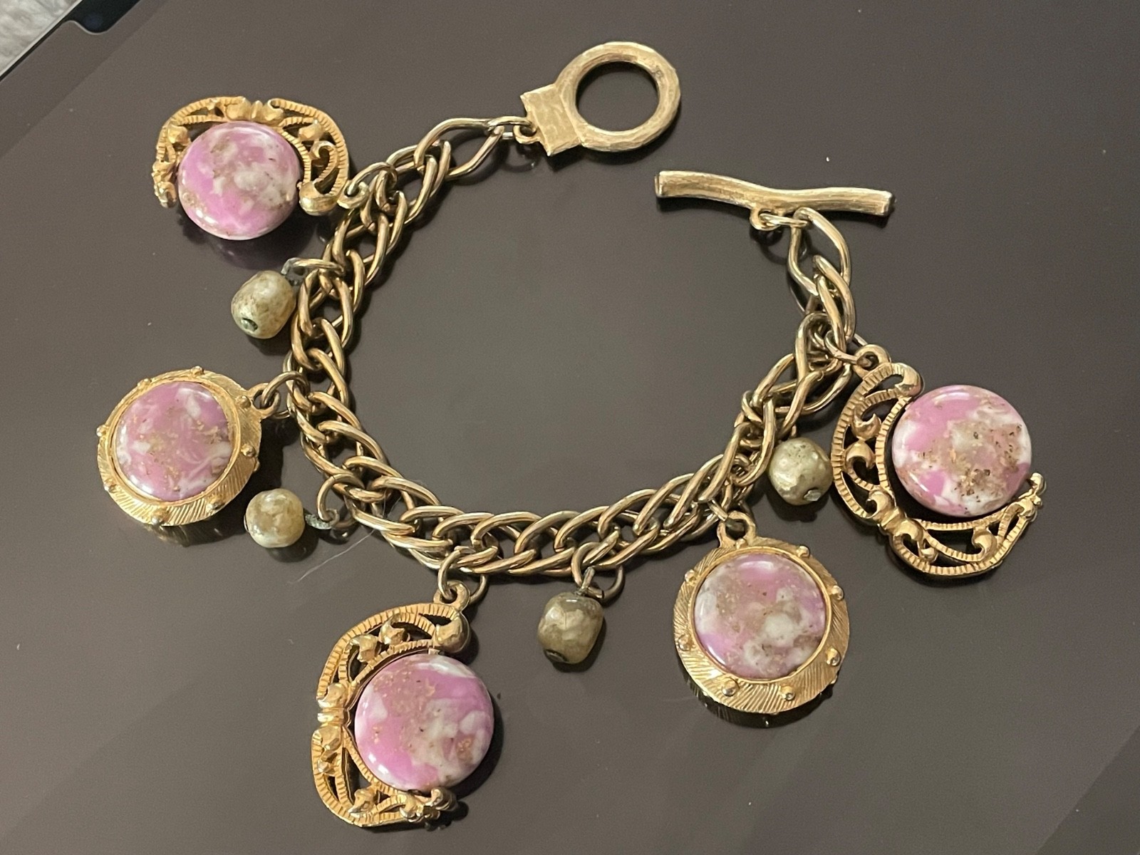 Vintage bracelet purple pearl Art Glass Beaded Gold tone toggle crescent moon 7”