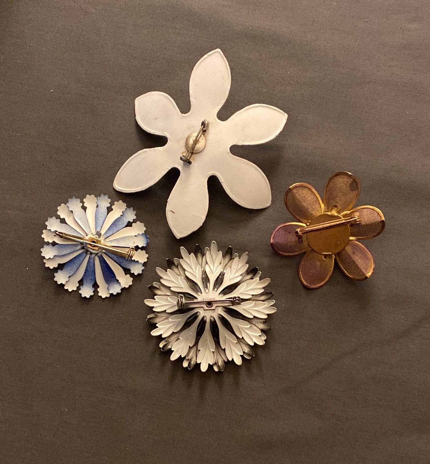 4 Vintage MCM Floral Brooch Pins Various Material Mod 60s 70s Hippy~Groovy