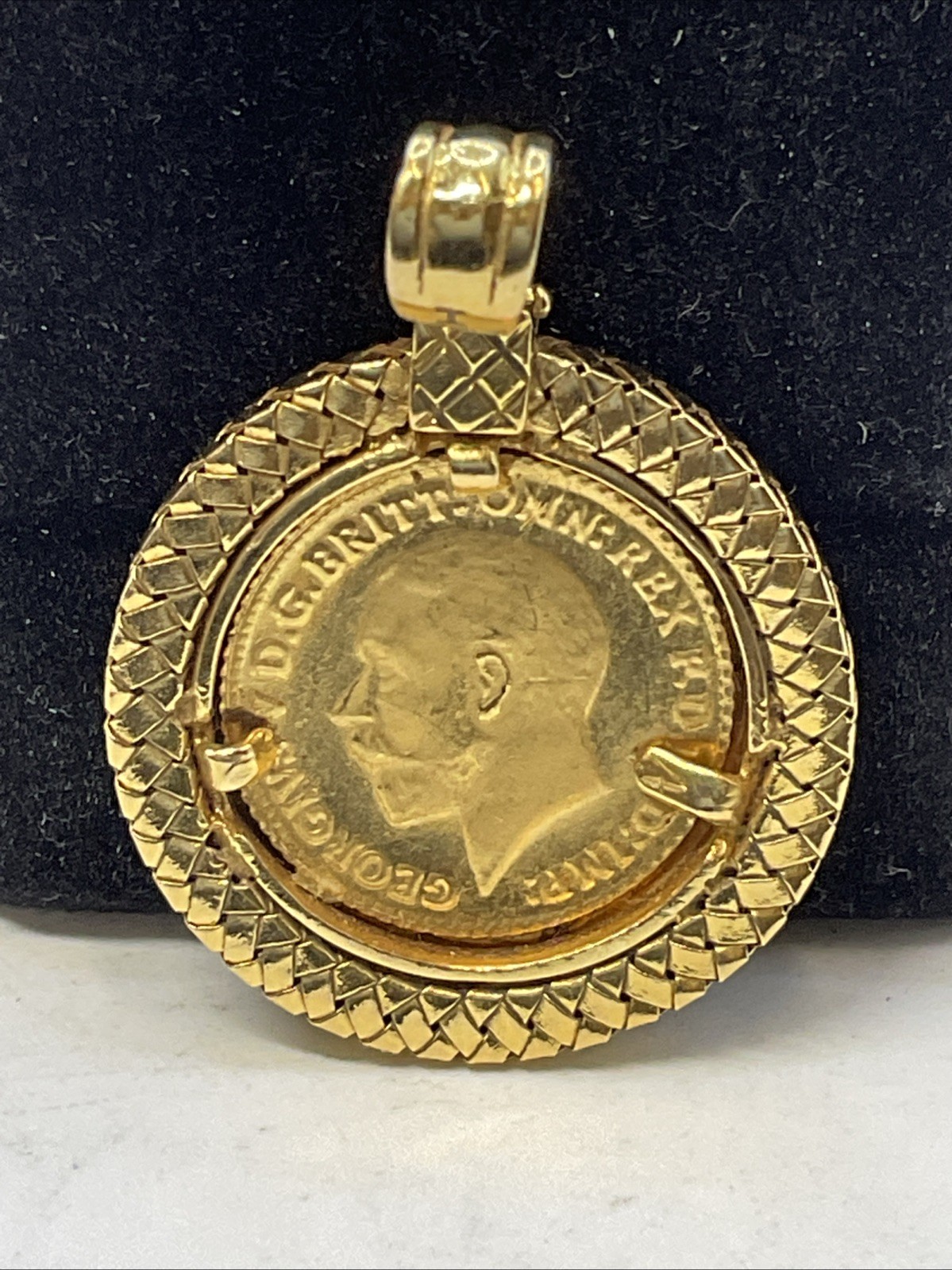 1911 GREAT BRITAIN KING GEORGE GOLD COIN in 21K Frame & Lock CUSTOMIZED CHARM