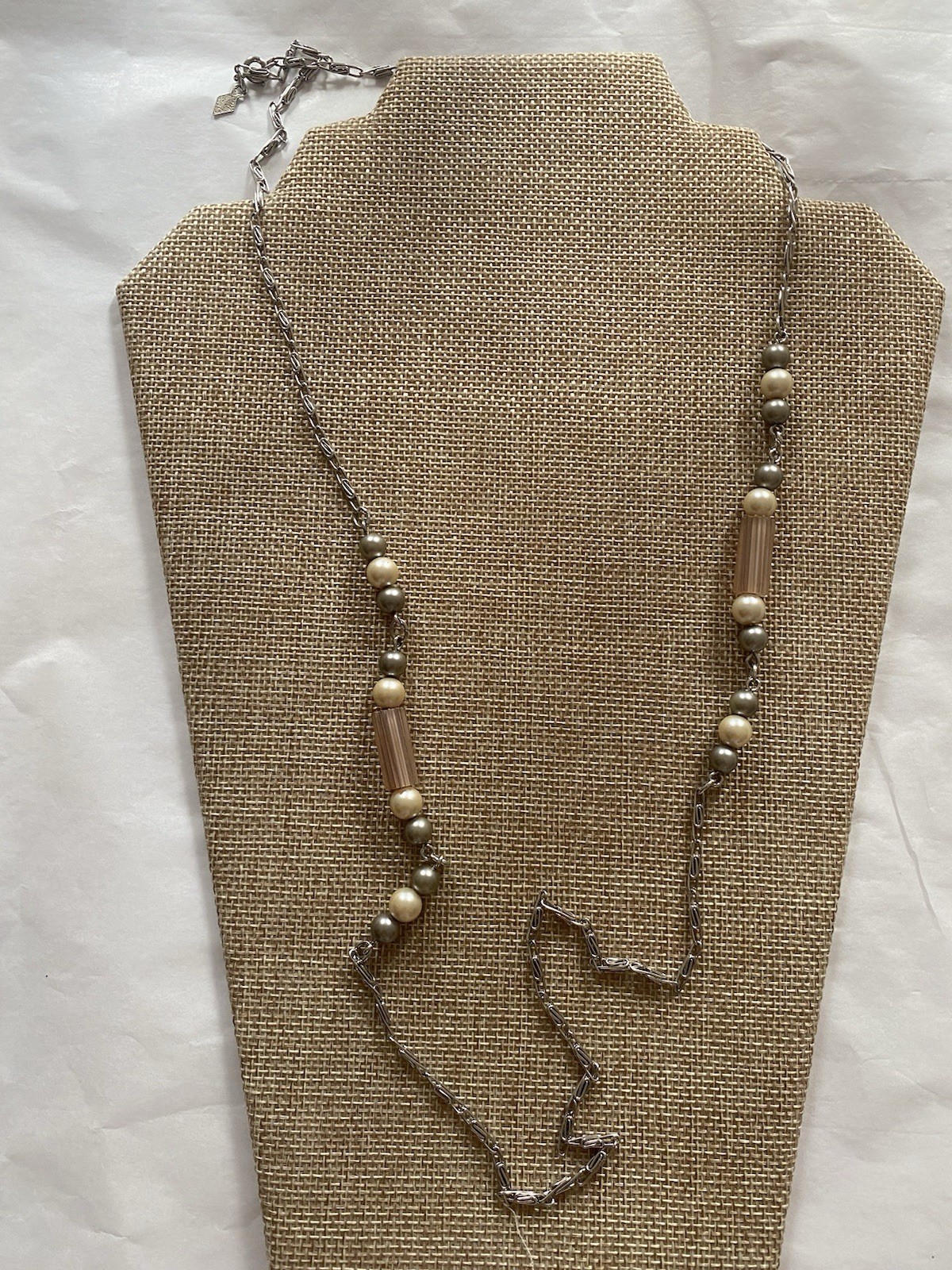 Vintage Sarah Coventry Necklace Silvertone Chain Rose Bead Gray White Faux Pearl