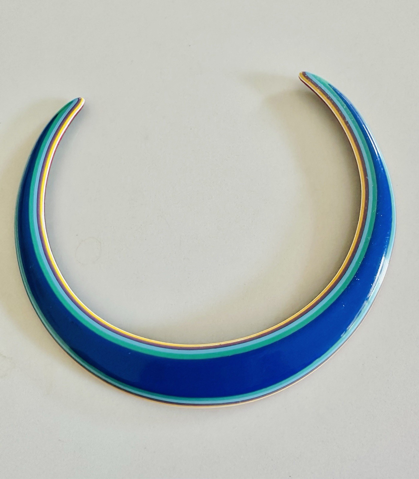 Vintage Collar Or Choker Necklace In Rainbow Layered Laminated Cellulose Acetate