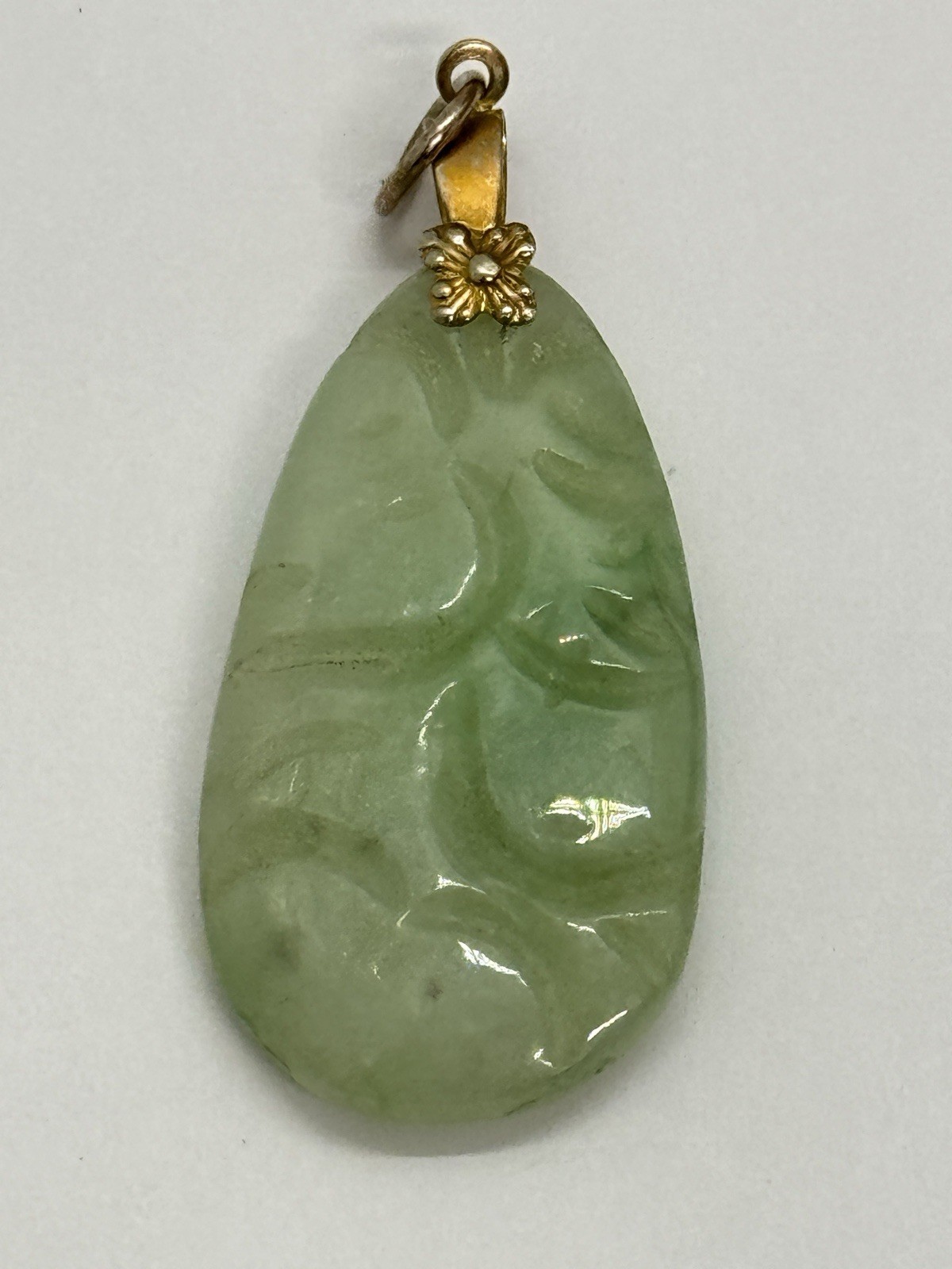 Vintage Carved Jade Pendant Green 1.5″