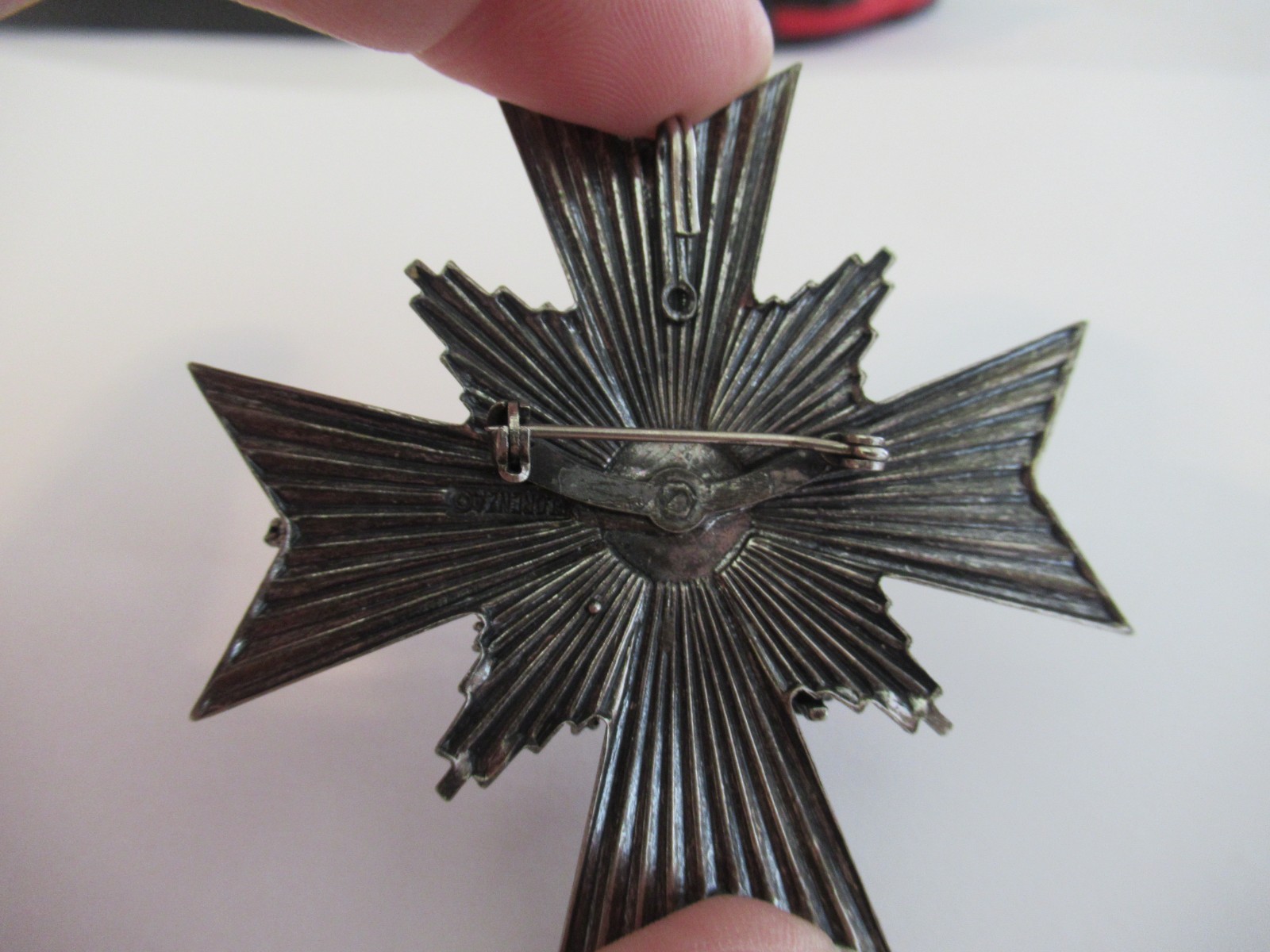 Vintage Unsigned Iris Glass Rhinestone Florenza Maltese Cross Brooch Pin
