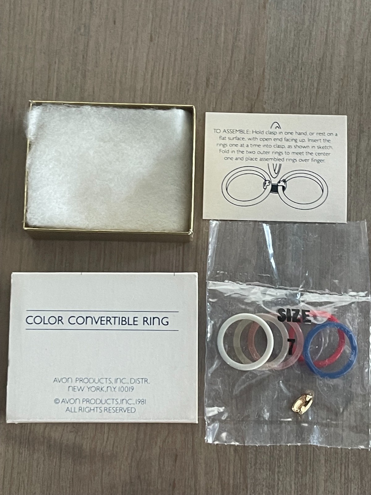 1981 Avon Color Convertible Ring 6 Colors Wear 3 At Once Size 7 ~NOS