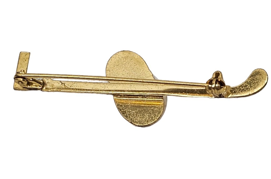 Vintage Gold Tone Golf Club & Hat Pin Brooch Iron Putter MOP Style Golfing Gift