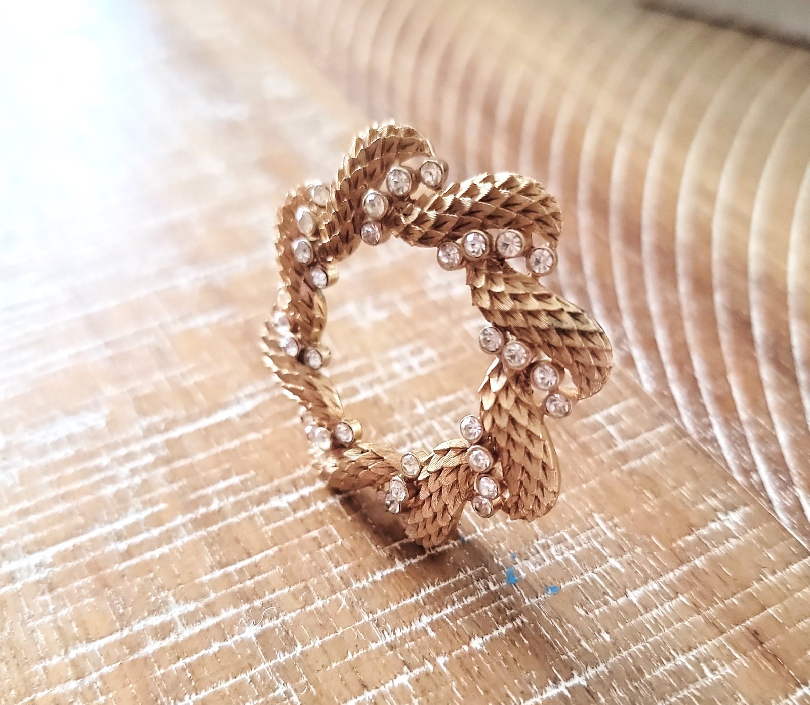 Crown Trifari Dragon Skin Crystal Circle Pin