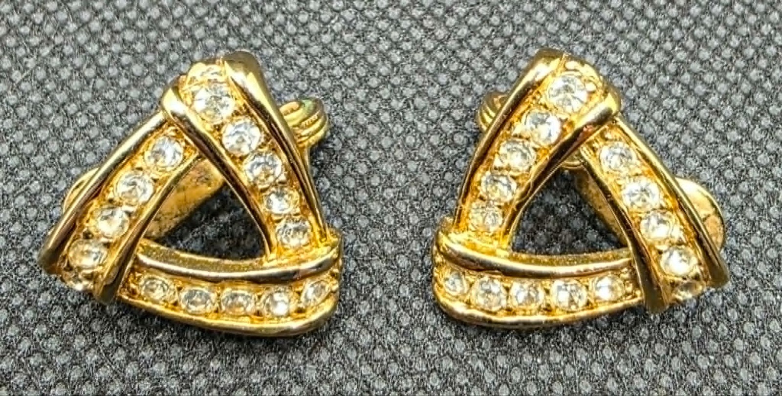 RARE! NICE! Vintage Monet Clip On Earrings Gold Tone Rhinestone Triangle Crystal