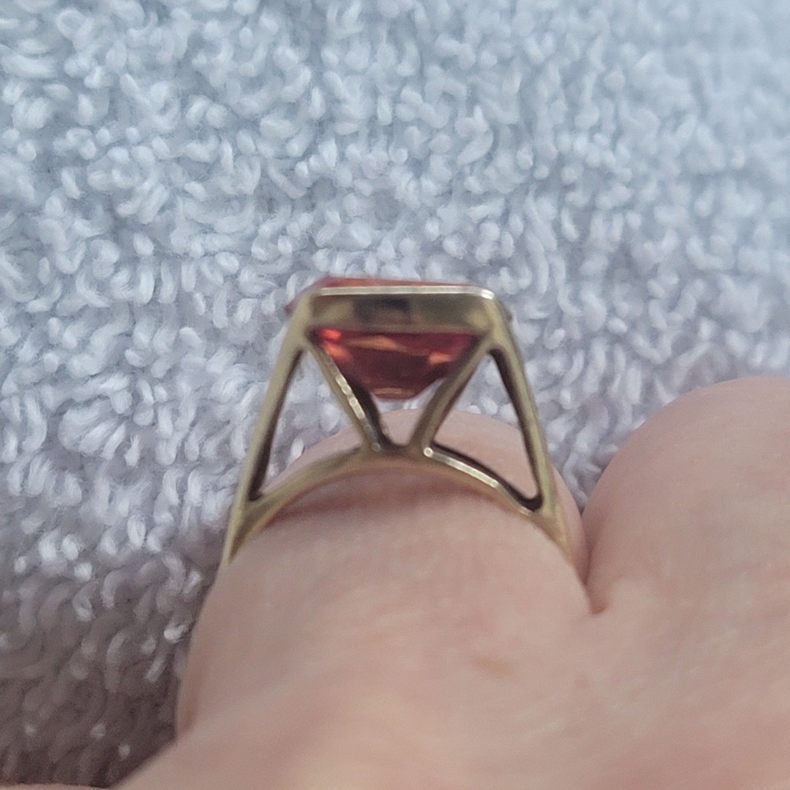 Vintage Mid-Century 14K Vivid Reddish-Orange Sapphire, Approx. 6.00 Carats