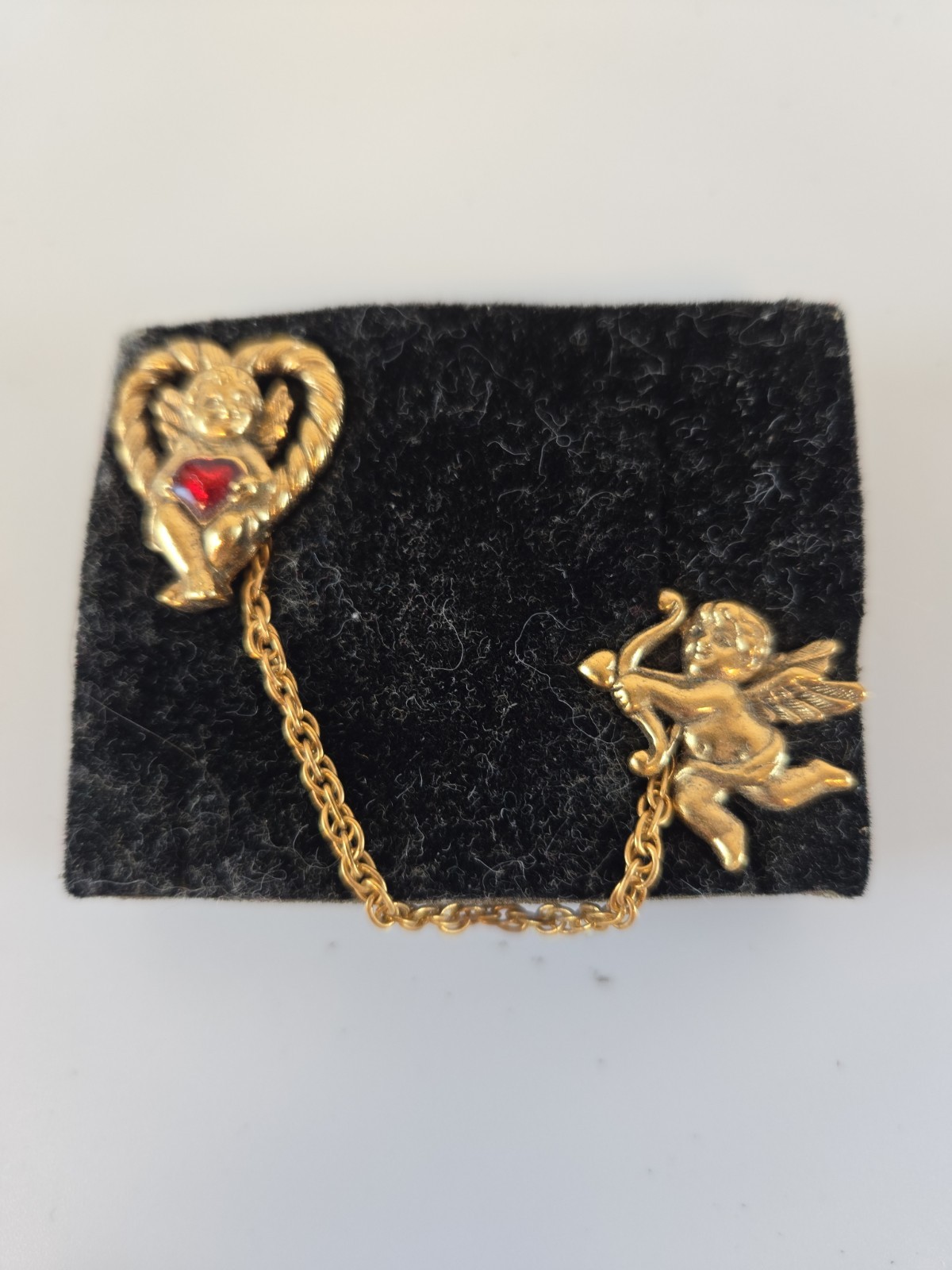 Vtg AVON Gold Tone Angel Cupid Cherub Red Heart Chain Sweater Brooch Pins
