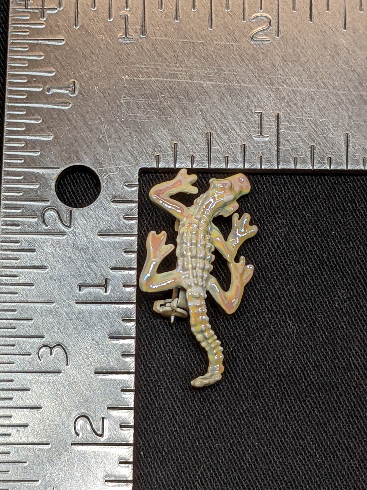 Vintage Alligator Brooch Iridescent Ivory Enamel Crocodile Reptile Lizard Pin